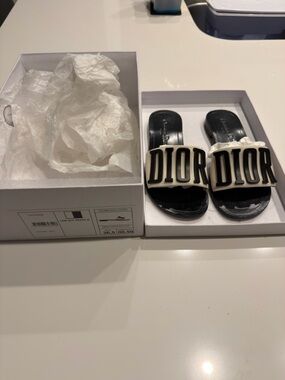 Authentic Dior revolution sandals slides rubber cannage